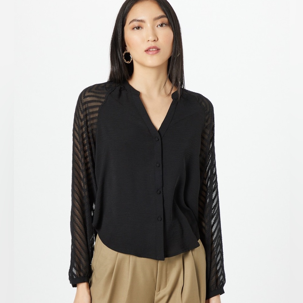 ONLY blouse “Lisa” size L NWT